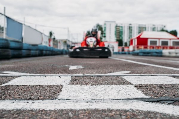 les jeux vidéo de karting pour des courses déjantées avec des personnages emblématiques
